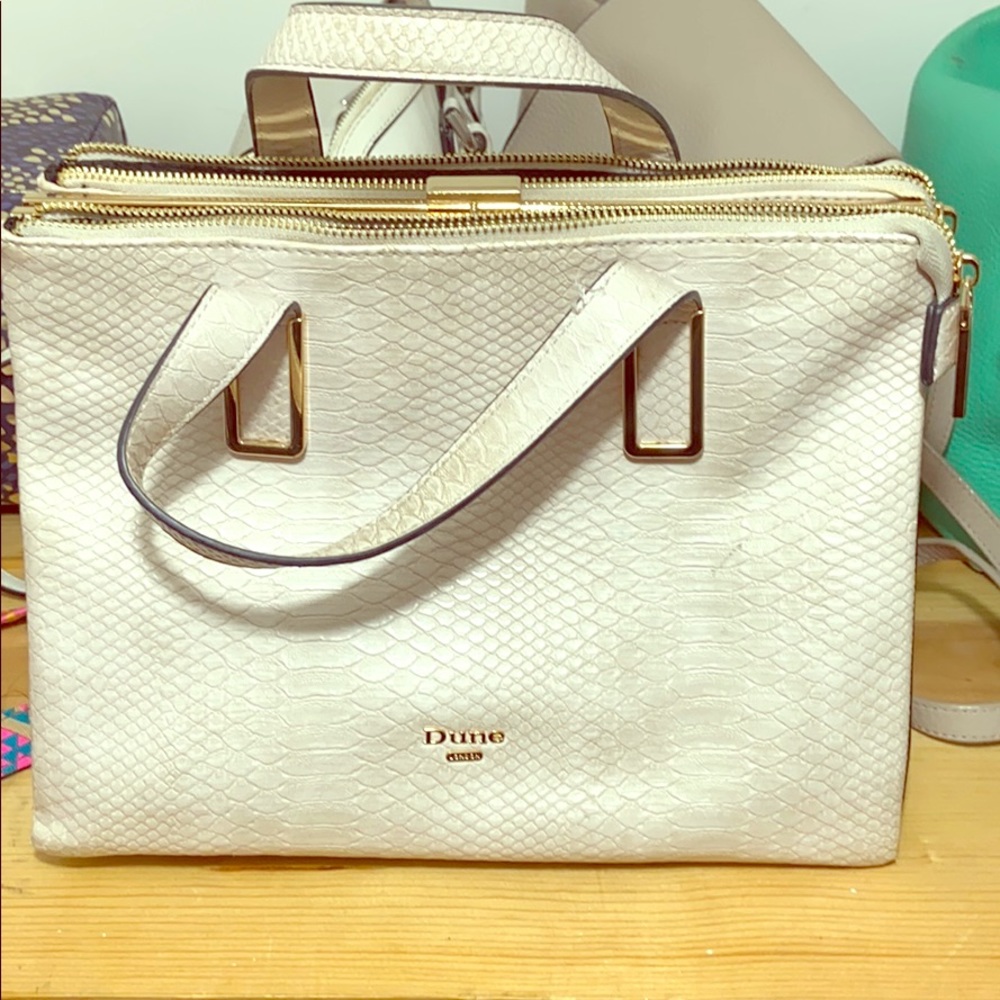 New without tags. Dune hand bag. Classy looking